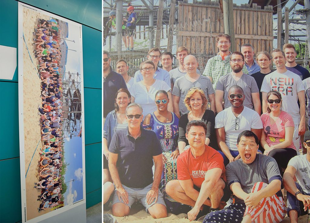 Gruppenfoto als gedrucktes Wandbild für das Büro