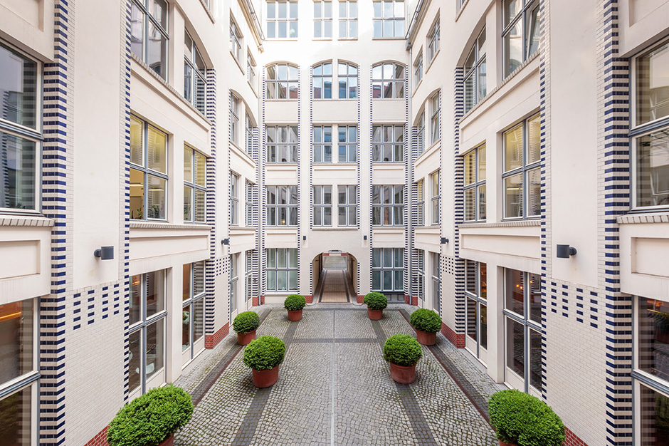 Hochstativaufnahme Innenhof in Berlin