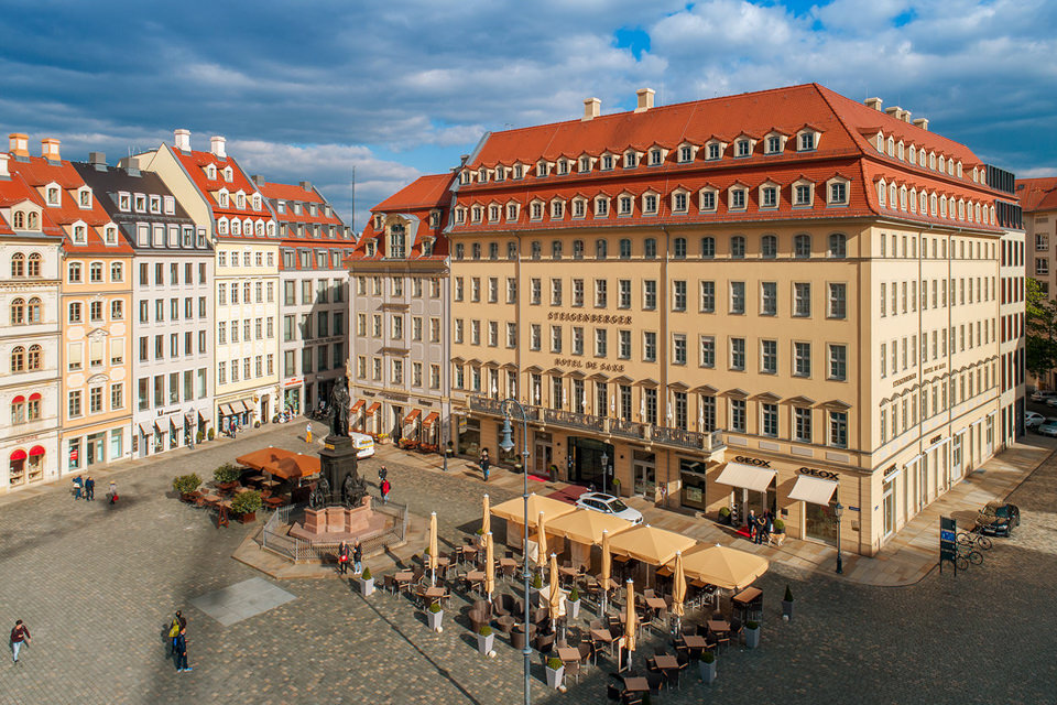 Architekturfoto in Dresden mit Drohne