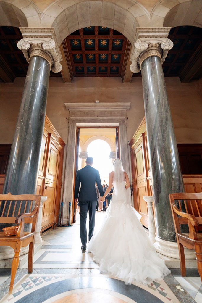 Auszug des Hochzeitspaares aus der Friedenskirche Potsdam