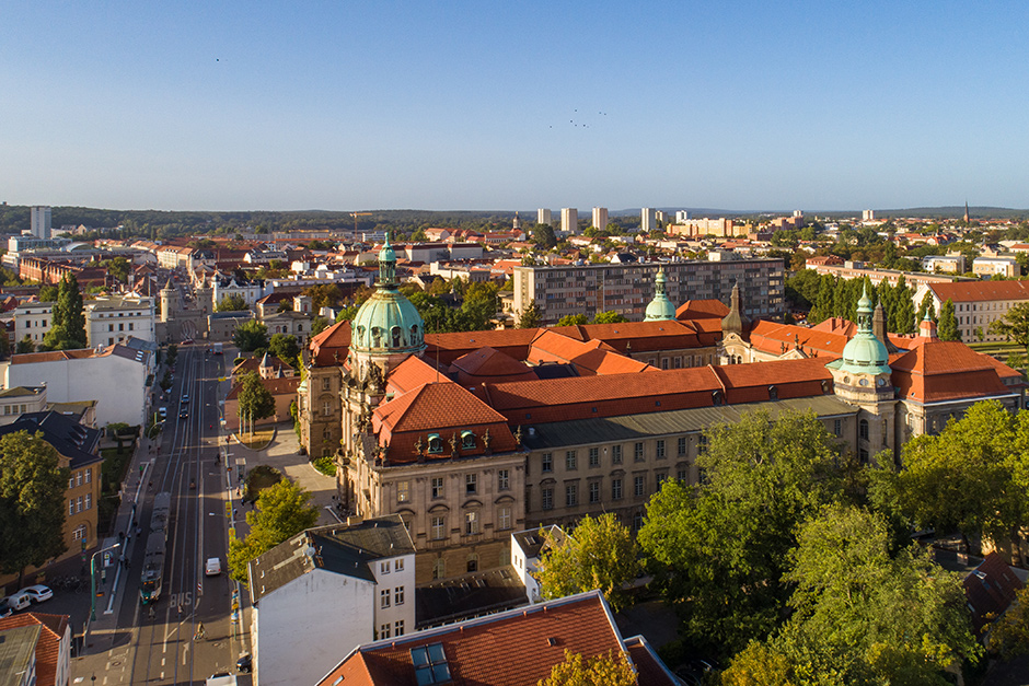 Luftbild Rathaus und Standesamt Potsdam im Morgenlicht Luftbild Rathaus und Standesamt Potsdam im Morgenlicht