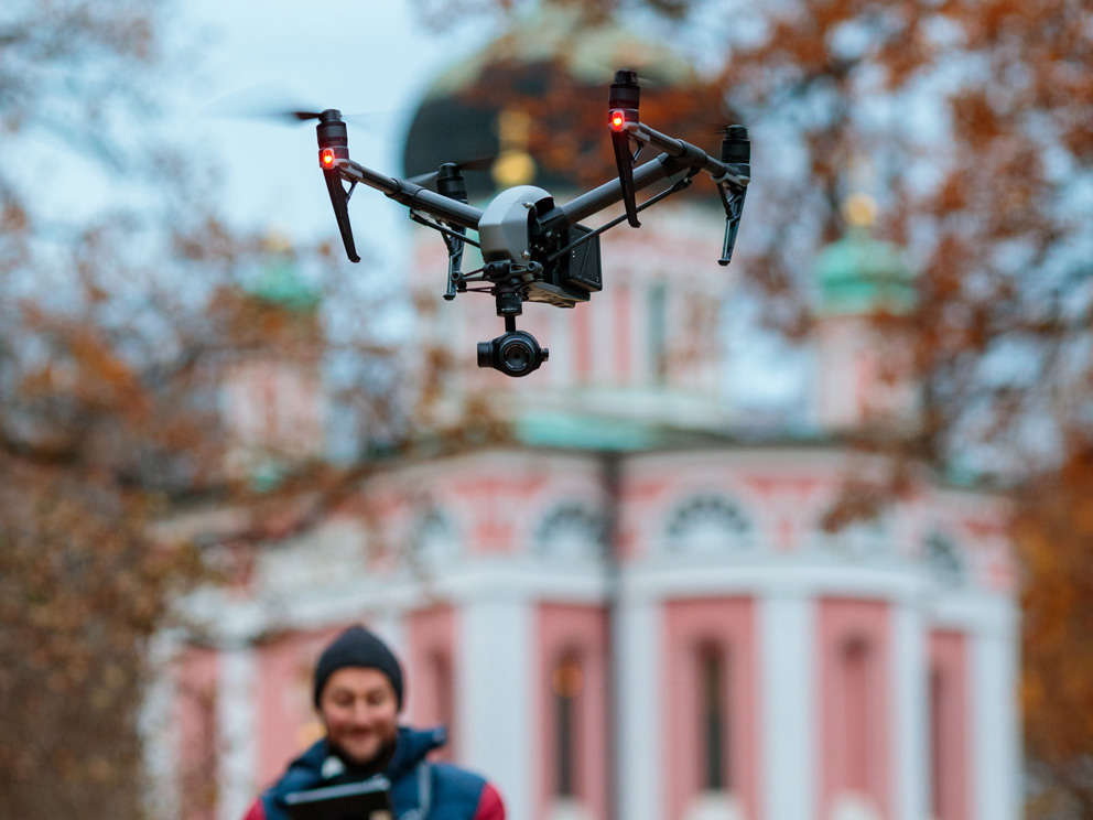 Drohne für Filmproduktion in Berlin mieten