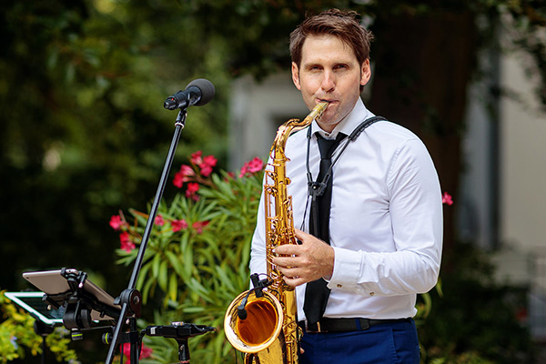 Gesang Saxophon Andrew Carrington Hochzeitssaenger