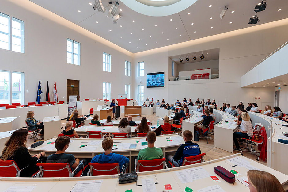 Diskussion im Brandenburger Landtag