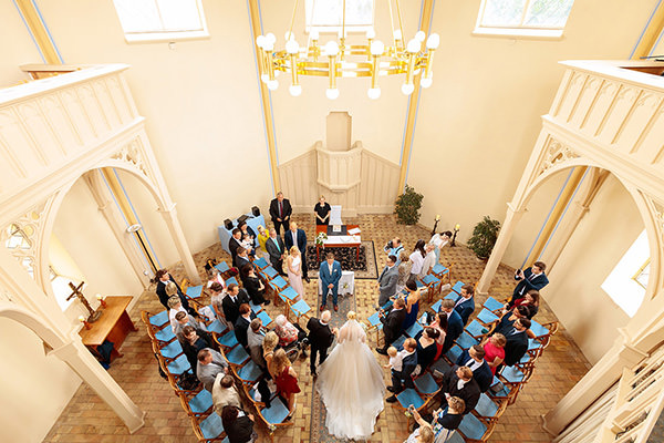 Trauung in einer Kirche in Potsdam standesamtliche trauung kirche neuendorfer anger potsdam