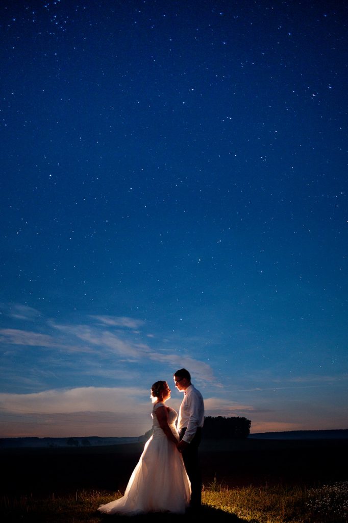 Ein episches Bild unter dem Sternenhimmel durfte bei dieser Hochzeit natürlich nicht fehlen!