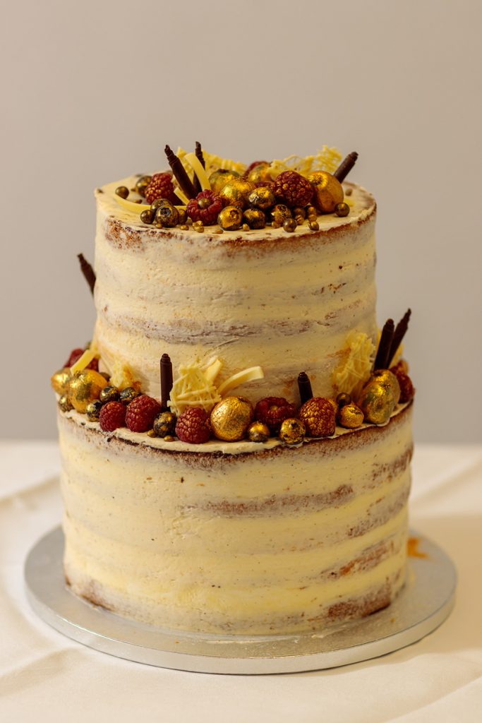 Hochzeitstorte im Herbst