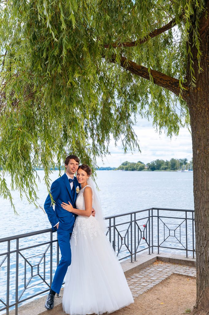 Hochzeitsfotos am Wasser in Neuruppin