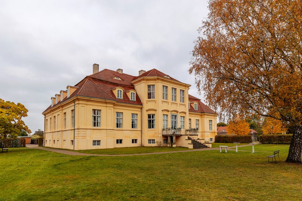Schloss Reckahn in der Ortschaft Reckahn, einem Ortsteil der Gemeinde Kloster Lehnin als Ort der standesamtlichen Trauung