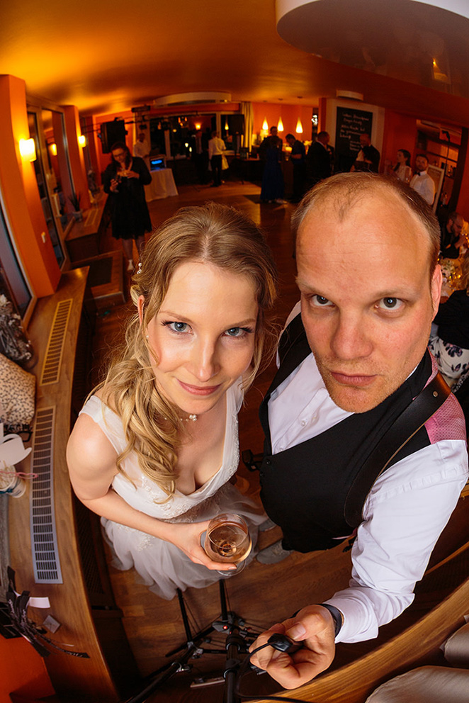 Selfiebox für die Hochzeit mit tollen Gästefotos
