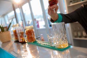 Barkeeper mixing drinks
