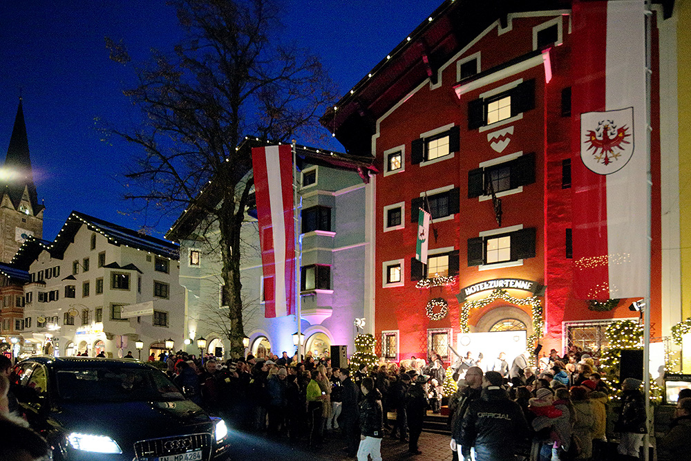 Hotel zur Tenne in Kitzbühel am Abend