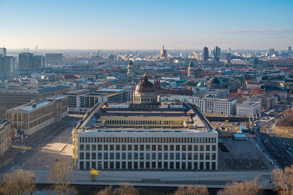 Drohnenfoto einer Baustelle zur Dokumentation in Berlin