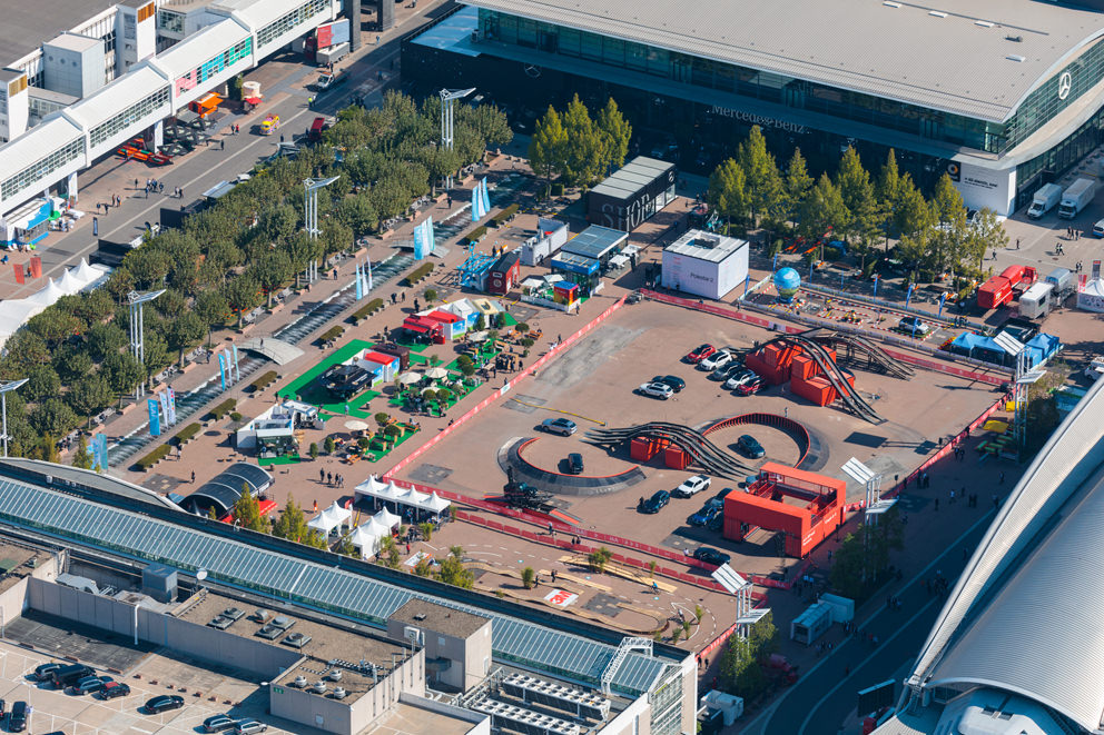 Luftbild Messegelände Frankfurt zur IAA 2019 aus einem Zeppelin NT Luftbild Messegelände Frankfurt zur IAA 2019 aus einem Zeppelin NT