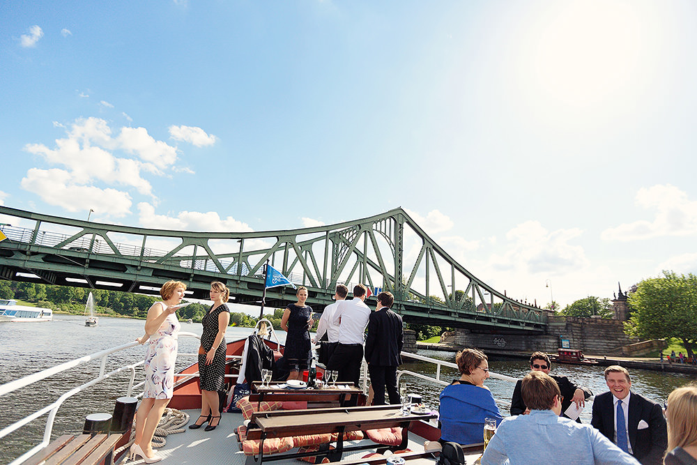 Bootsfahrt mit Hochzeitsgästen in Potsdam
