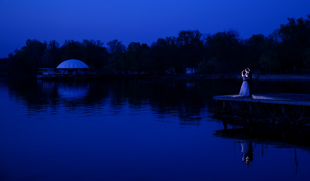 Brautpaar zur Blauen Stunde in Werder