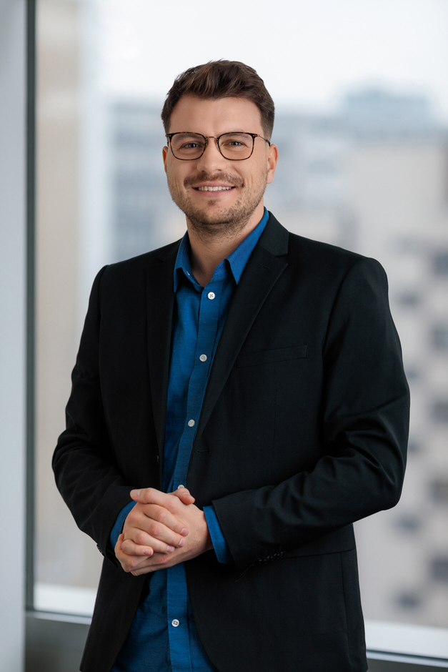 Portrait eines Mannes in seinem Büro