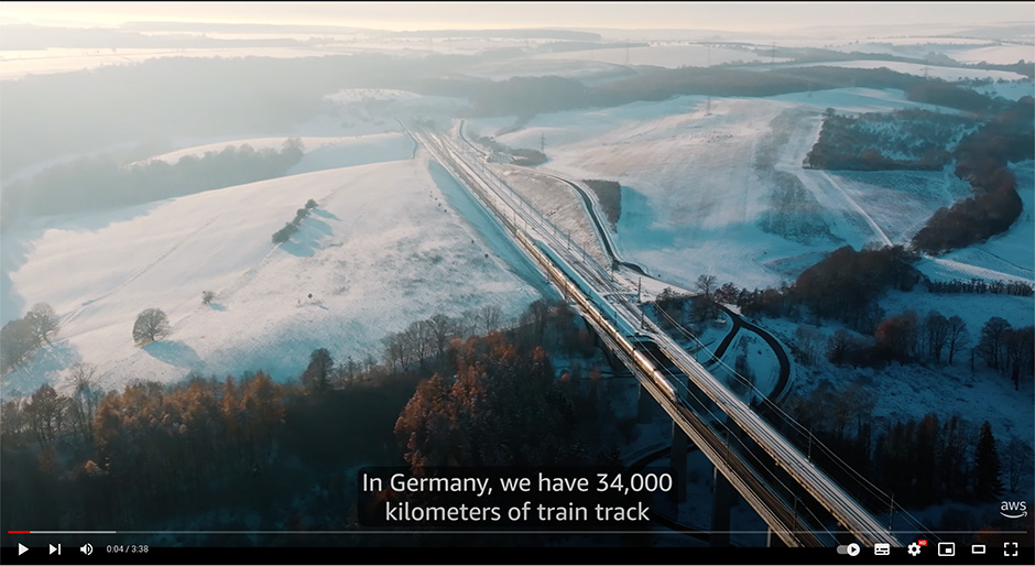 Luftaufnahmen von Bahnlinien in Deutschland und der Schweiz mit Flug einer Drohne für satellitengestützte Auswertung von Schäden Luftaufnahmen von Bahnlinien in Deutschland und der Schweiz mit Flug einer Drohne für satellitengestützte Auswertung von Schäden