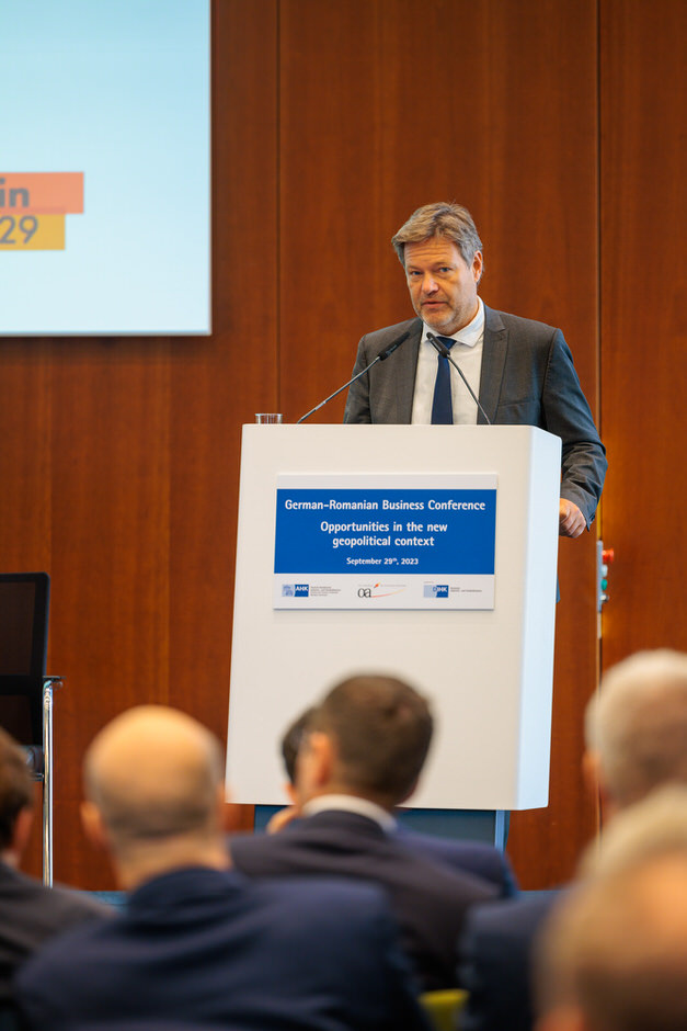 Wirtschaftsminister spricht bei Konferenz in Berlin