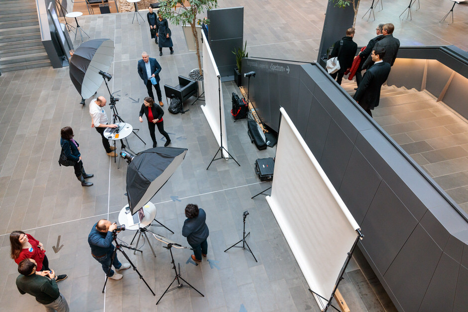 Eventfotografen Reinhardt & Sommer fotografieren Portraits der Gäste auf Veranstaltung