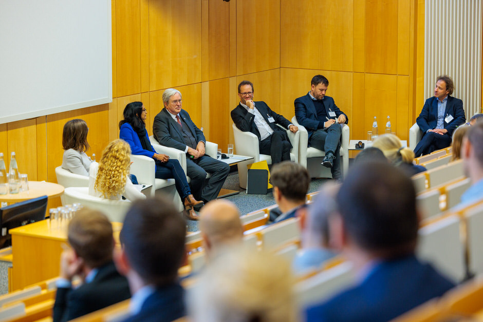Paneldiskussion am Wasserstofftag des GfZ