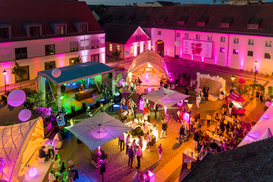 Sommerabend im Kutschstall